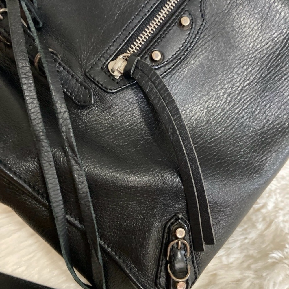 Balenciaga Black Leather Hobo with Front Zip and Card Holder - Picture 7 of 10